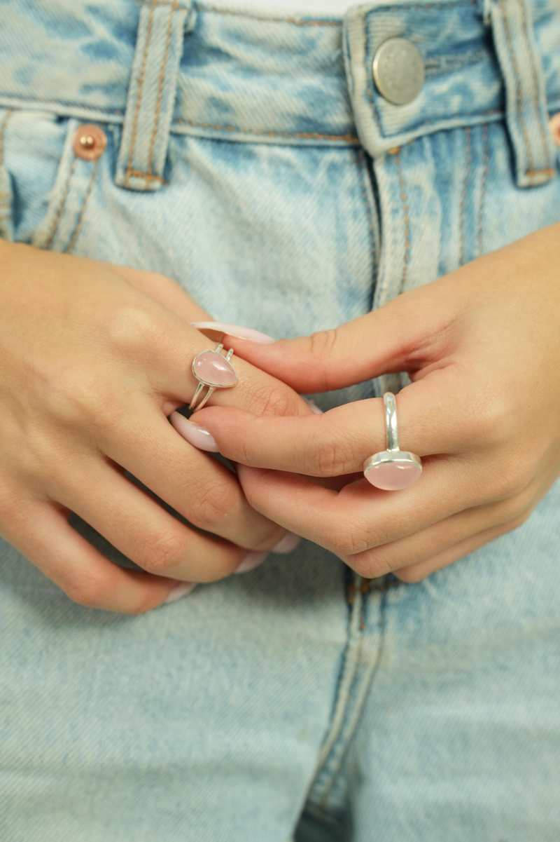 OVAL RING | ROSE QUARTZ - SILVER